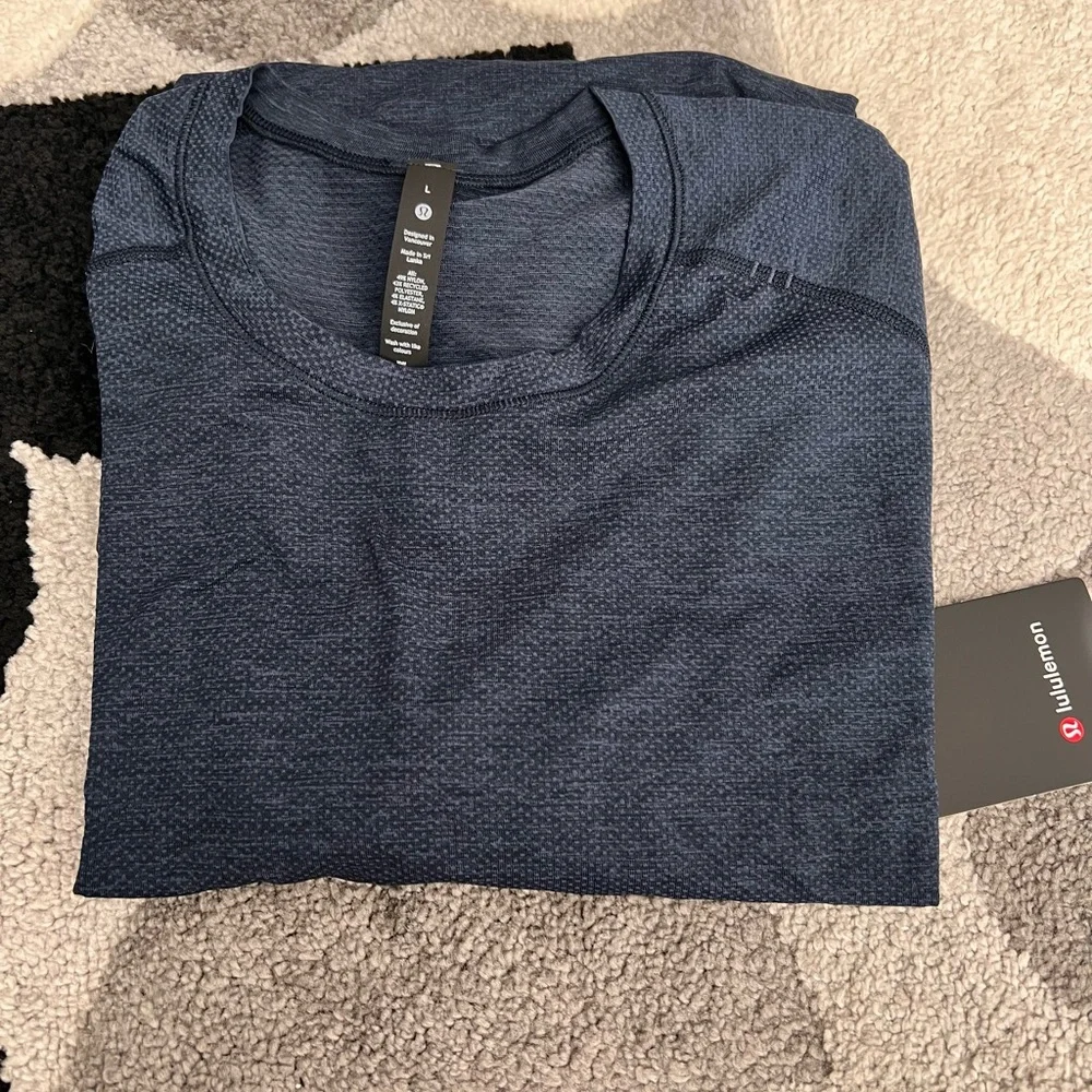Lululemon Metal Vent Tech Long Sleeve - Picture 6 of 8